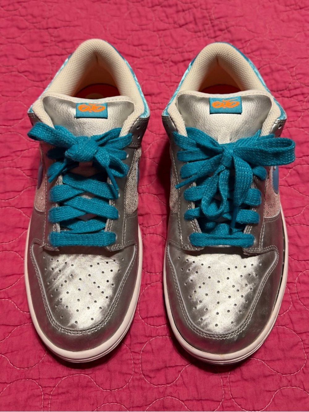 2011 Dunk Low Women’s Vintage Silver Metallic Teal & Orange Size 10